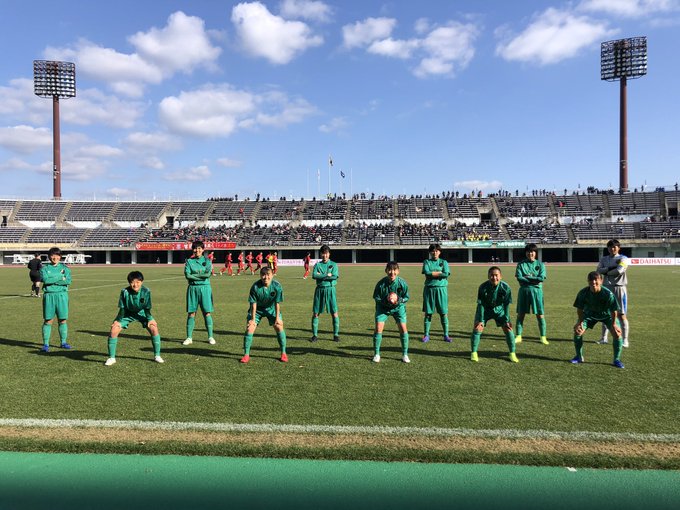 女子サッカー部準々決勝に進出 大商学園高校